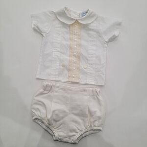 Elegant Cream And White Outfit Set Sz 1M